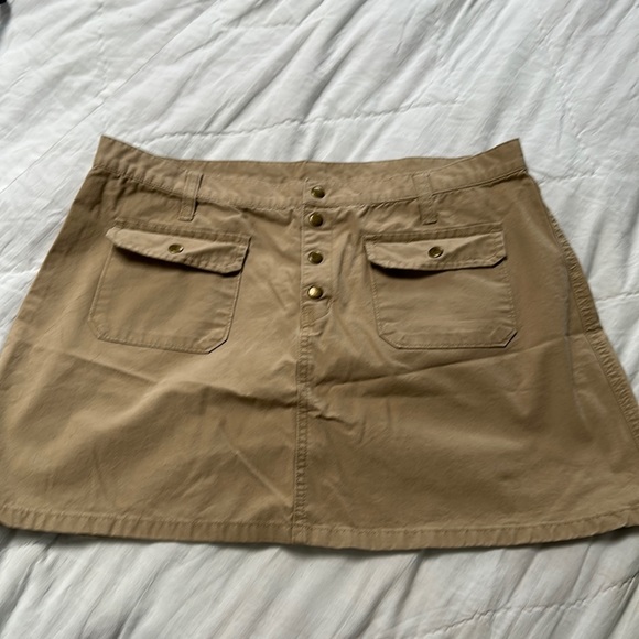 Abercrombie tan skirt - Picture 1 of 2